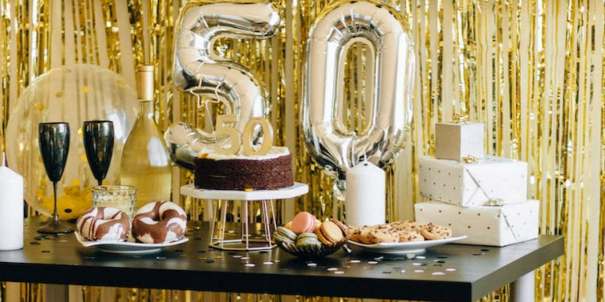 Anniversary Party Decoration | 25th Anniversary Decoration Ideas At Home |  7eventzz